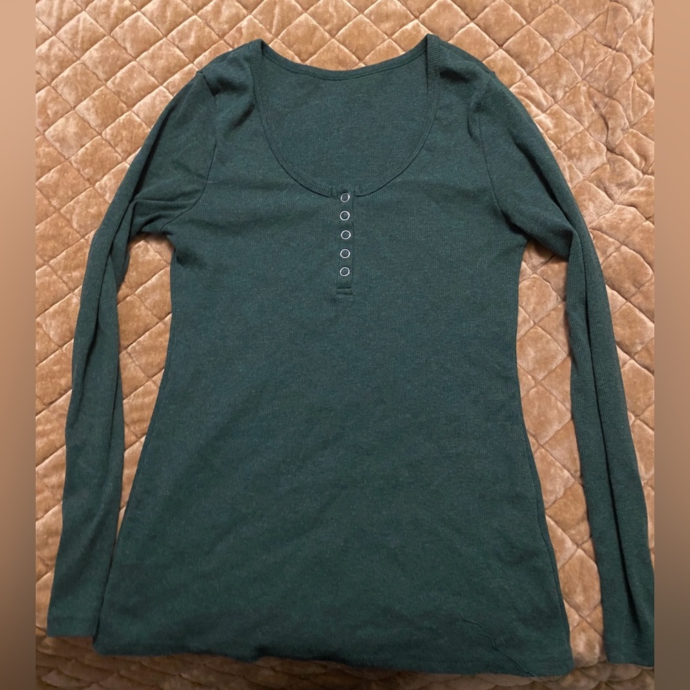 Hunter green scoop neck top
